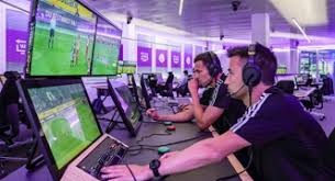 为什么棒球运动员喜欢在更衣室里玩卡牌和电子游戏